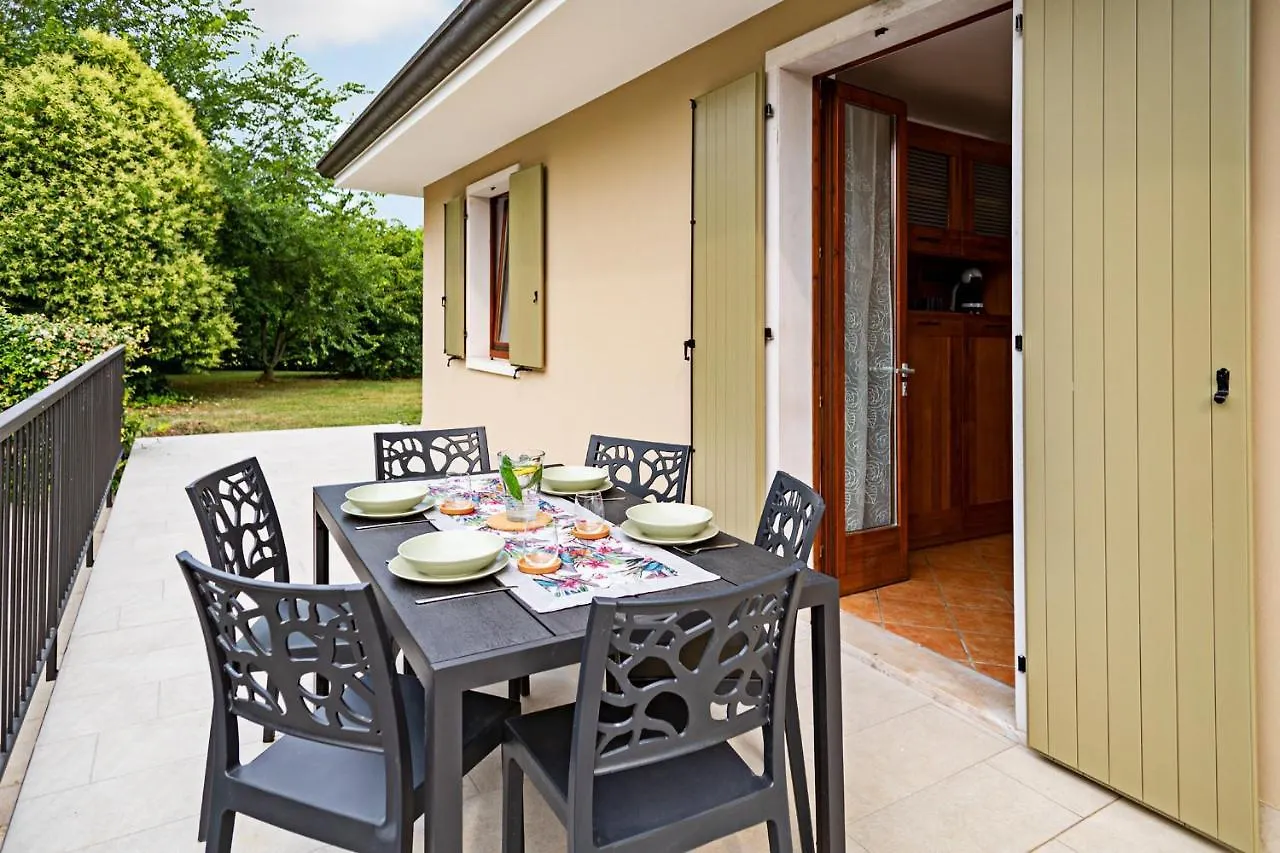Chalet Villa Ida - Regarda Travel Costermano Italy