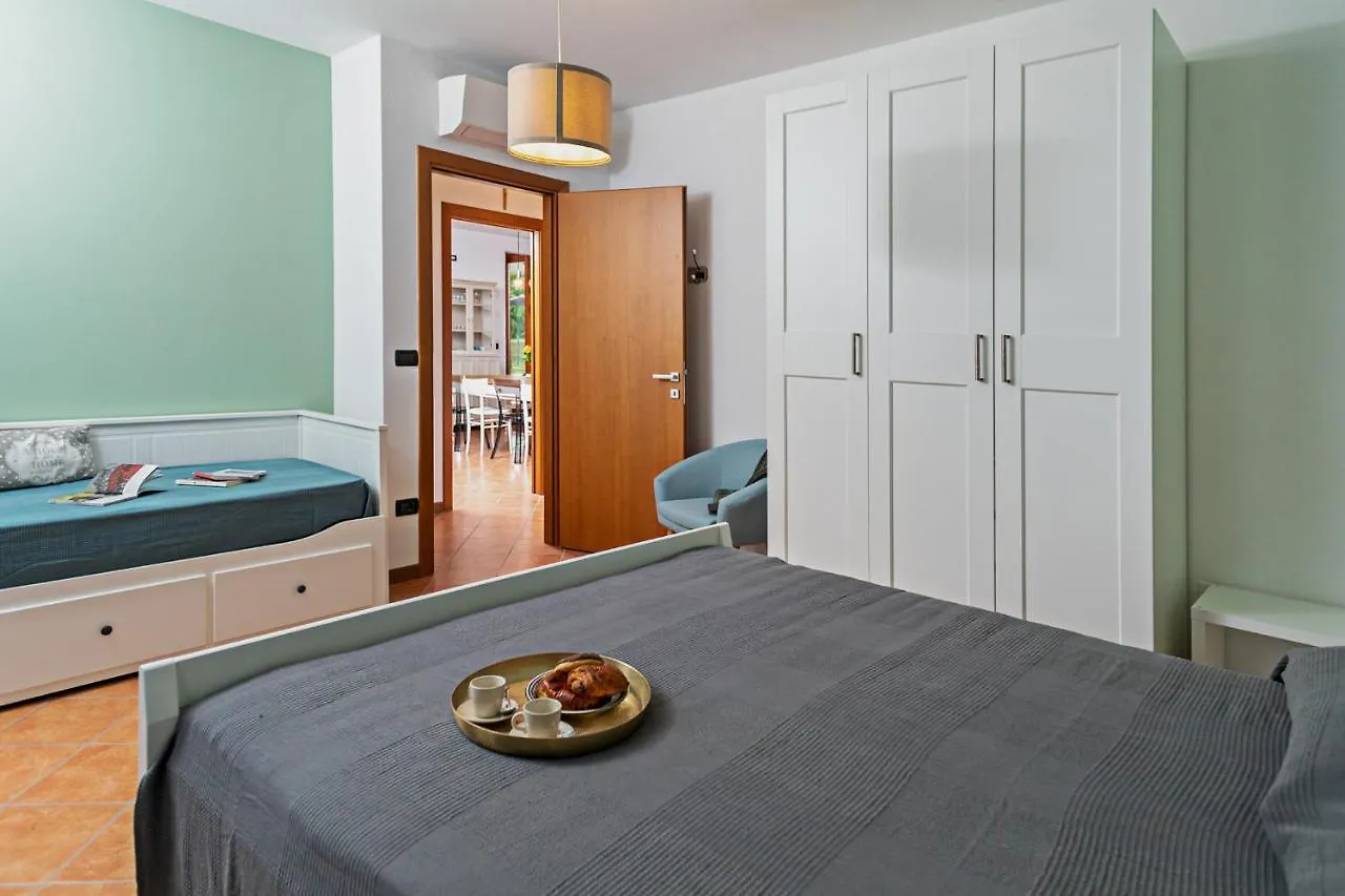 Chalet Villa Ida - Regarda Travel Costermano