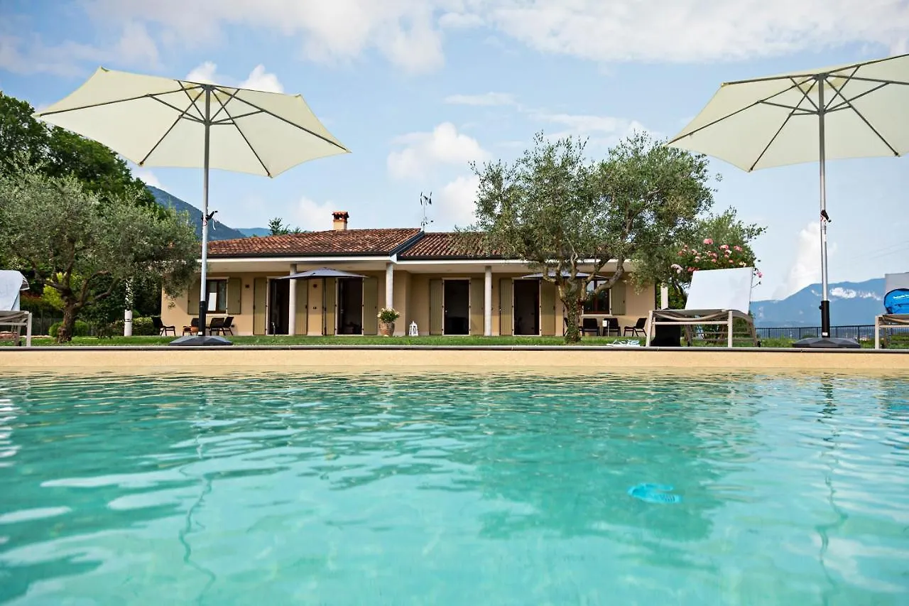 Chalet Villa Ida - Regarda Travel Costermano