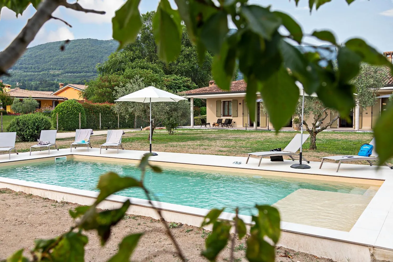 Villa Ida - Regarda Travel Costermano Italy